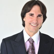 Dr. Demartini headshot